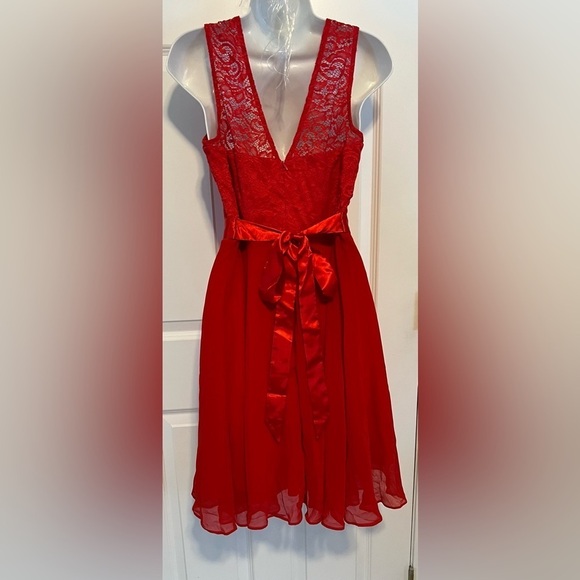 BeryLove Women Short Floral Lace Bridesmaid Dress A-line Swing Party Dress SZ L - Picture 4 of 7